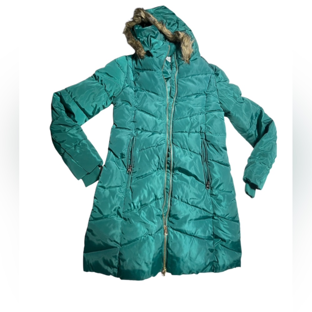 Jaclyn Smith Puffer
